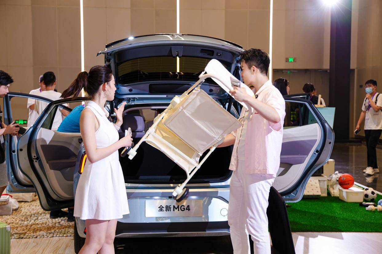 上车 根治自燃+低温焦虑 738万元起麻将胡了2全新MG4首发半固态电池量产(图9)